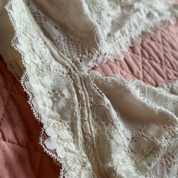 JOJOANS - Halter Lace Bralette - Wirefree Lace - Cream White - Large - Picture 4 of 10